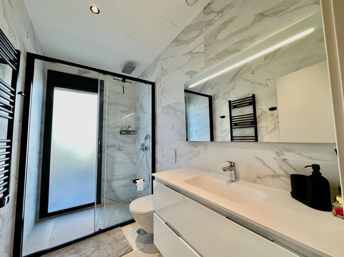 Image No.21-3 Bed Villa for sale