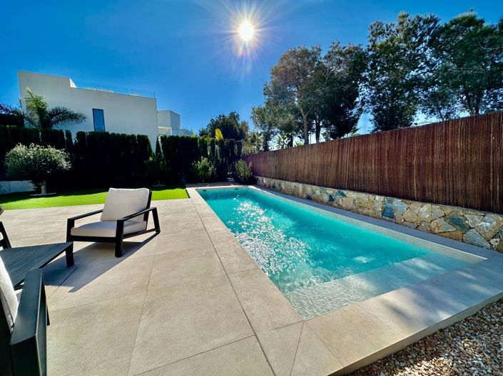 Image No.23-3 Bed Villa for sale