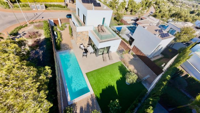 Image No.27-3 Bed Villa for sale