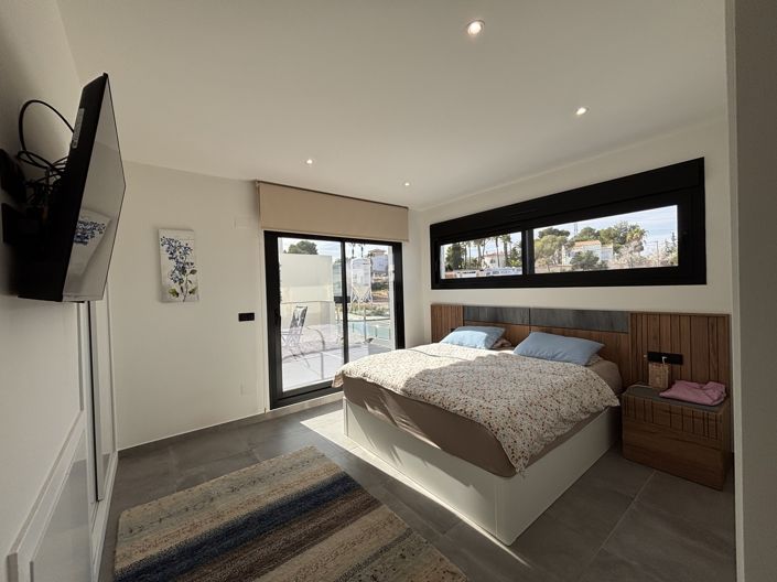 Image No.27-2 Bed Villa for sale