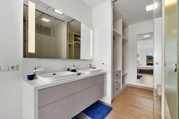 Image No.21-3 Bed Villa for sale