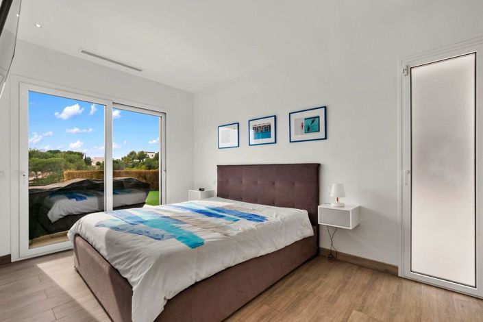 Image No.26-3 Bed Villa for sale