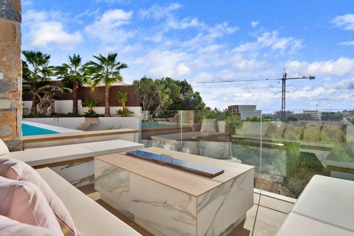 Image No.15-4 Bed Villa for sale