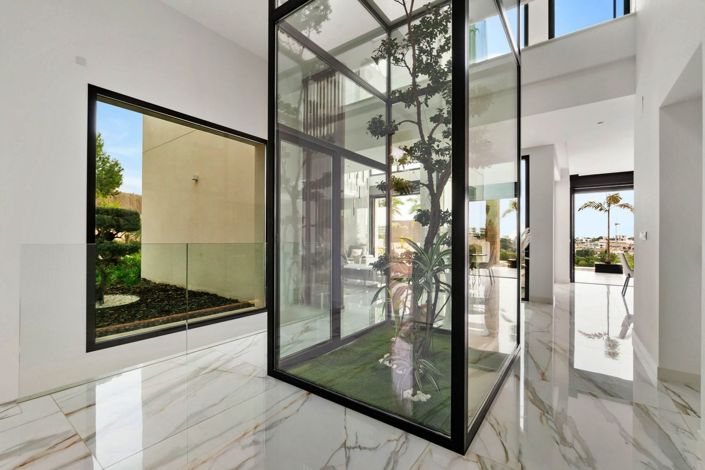 Image No.19-4 Bed Villa for sale