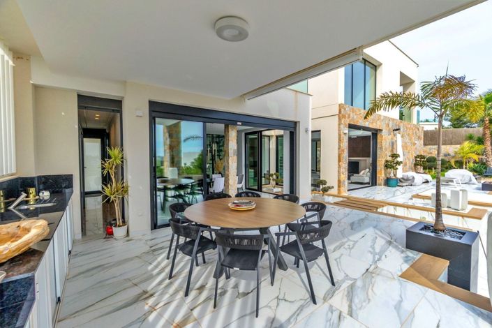 Image No.46-4 Bed Villa for sale