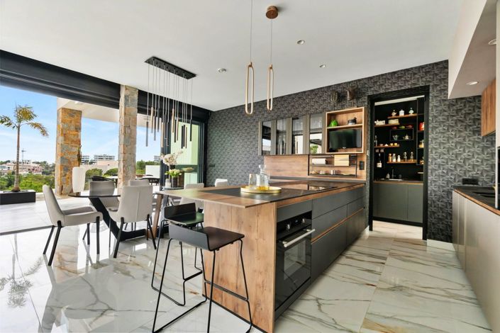 Image No.6-4 Bed Villa for sale