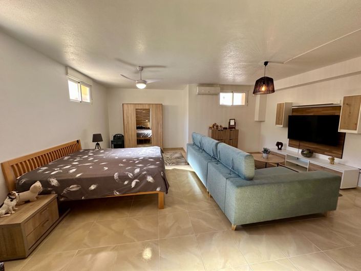 Image No.21-4 Bed Property for sale