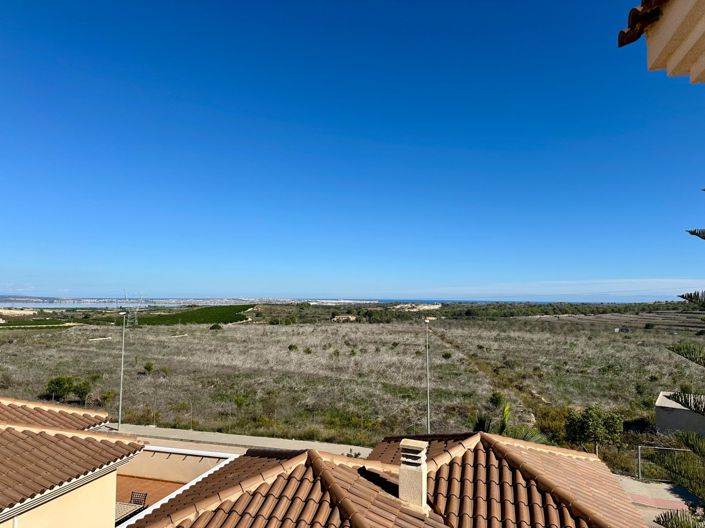 Image No.5-4 Bed Property for sale