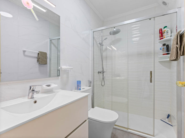 Image No.9-2 Bed Apartment for sale