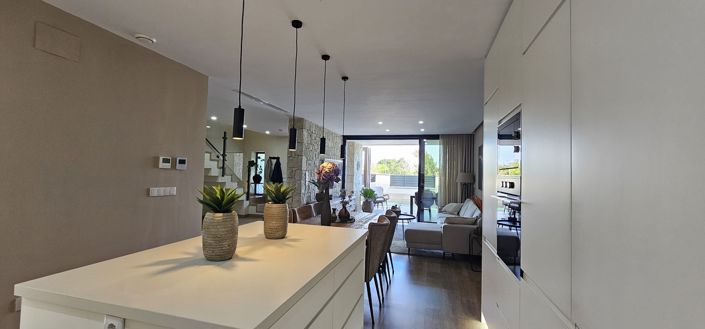 Image No.23-3 Bed Villa for sale