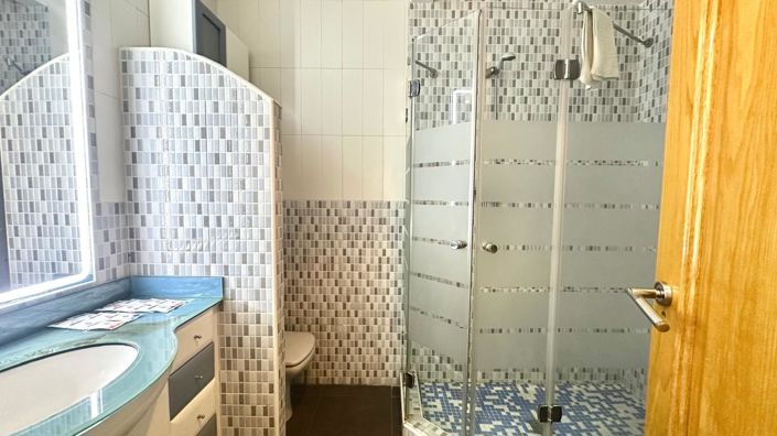 Image No.35-4 Bed Apartment for sale