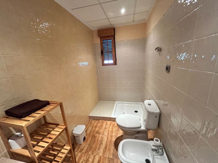 Image No.38-4 Bed Villa for sale