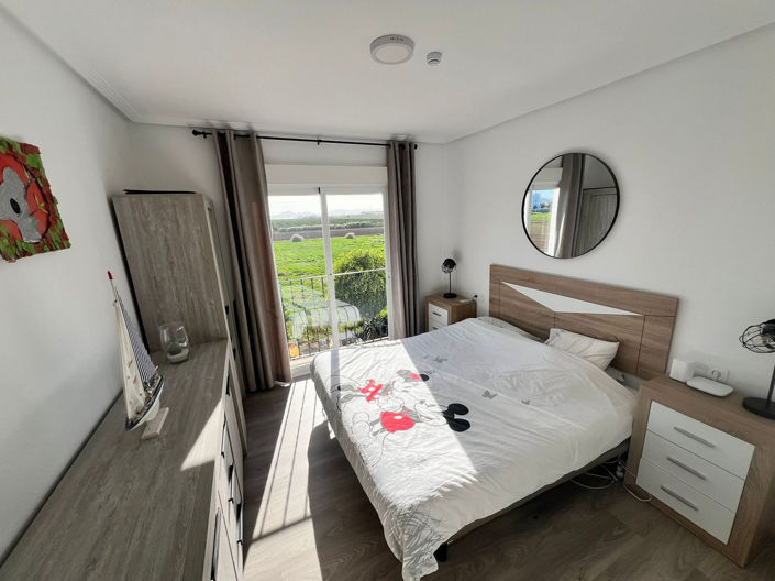 Image No.12-3 Bed Property for sale