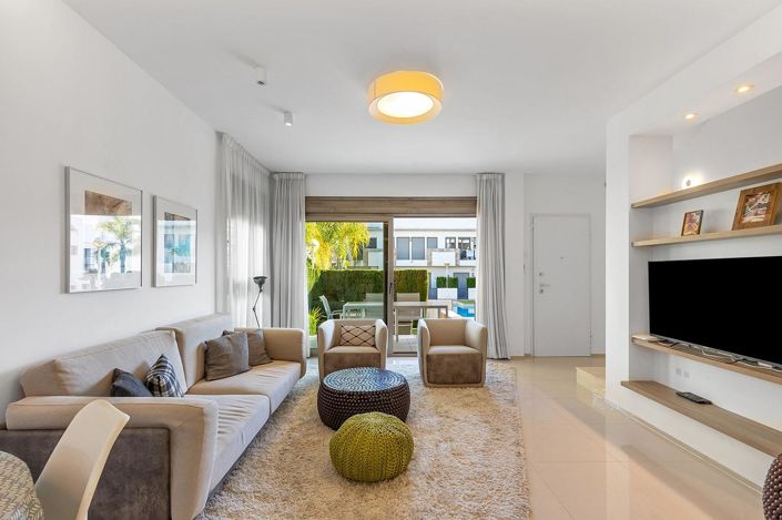 Image No.21-3 Bed Apartment for sale