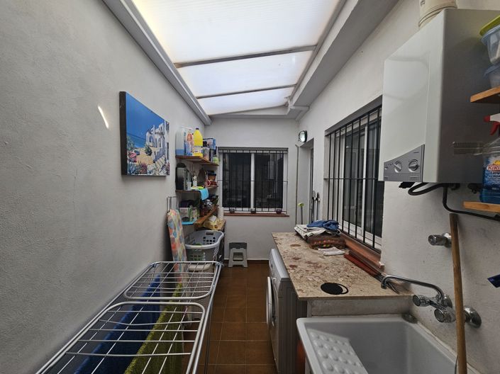 Image No.11-3 Bed Apartment for sale