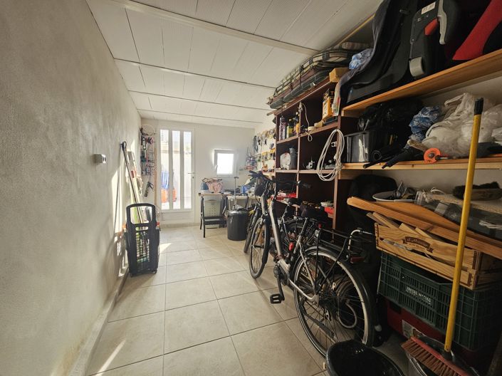 Image No.12-3 Bed Apartment for sale