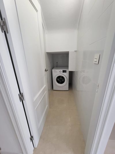 Image No.15-3 Bed Property for sale