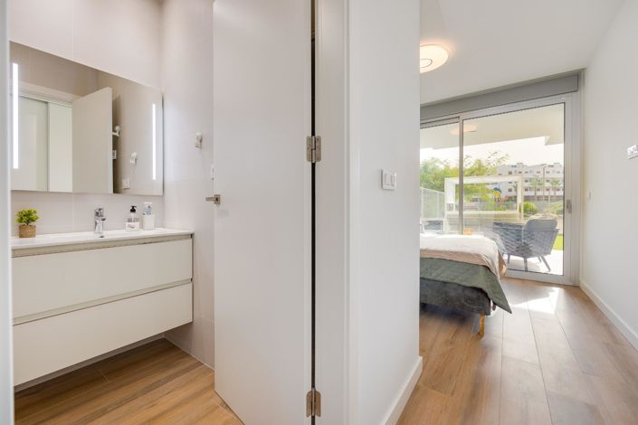 Image No.29-2 Bed Apartment for sale