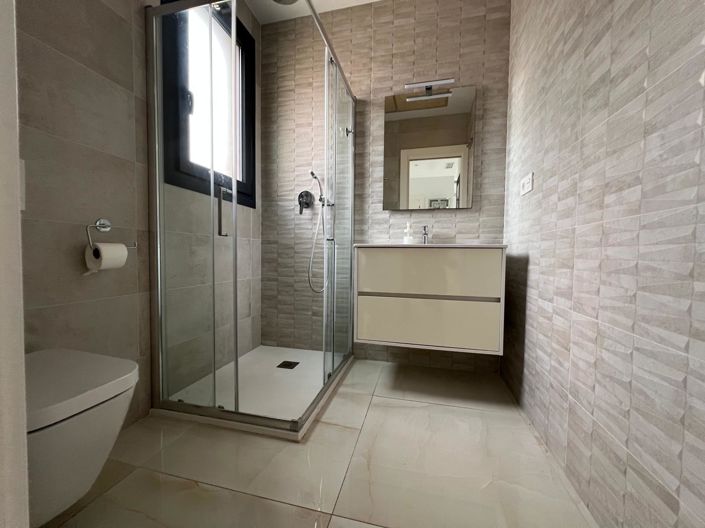 Image No.11-3 Bed Villa for sale