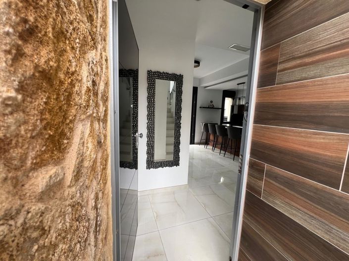 Image No.8-3 Bed Villa for sale