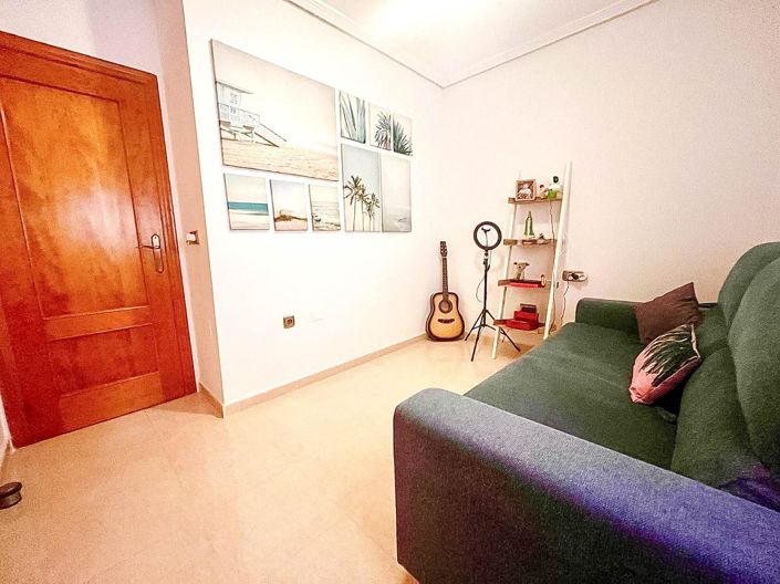 Image No.17-2 Bed Apartment for sale