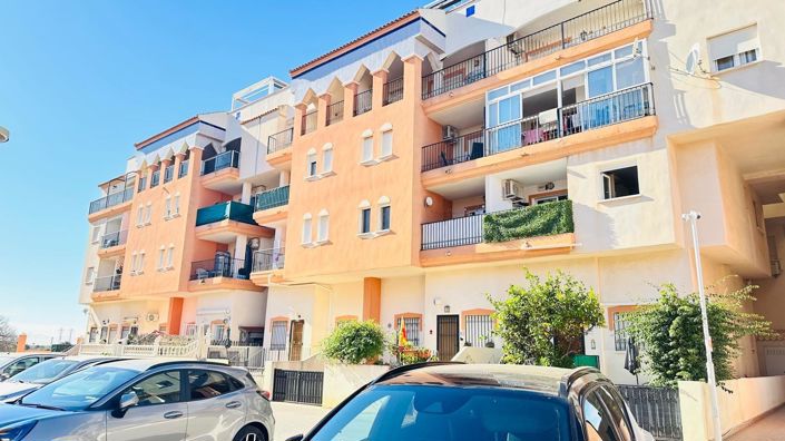 Image No.32-2 Bed Apartment for sale