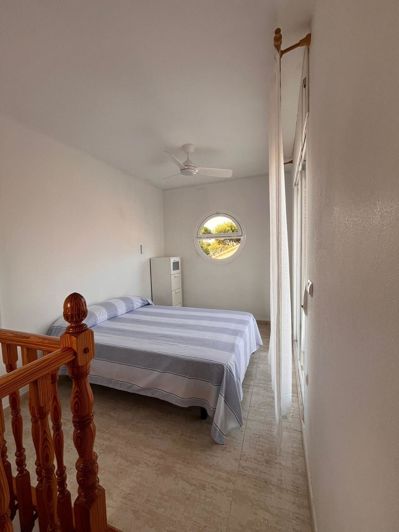 Image No.18-3 Bed Property for sale