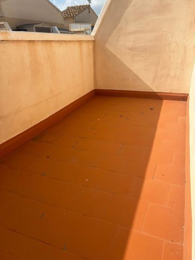 Image No.27-2 Bed Apartment for sale