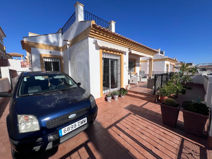 Image No.2-3 Bed Villa for sale