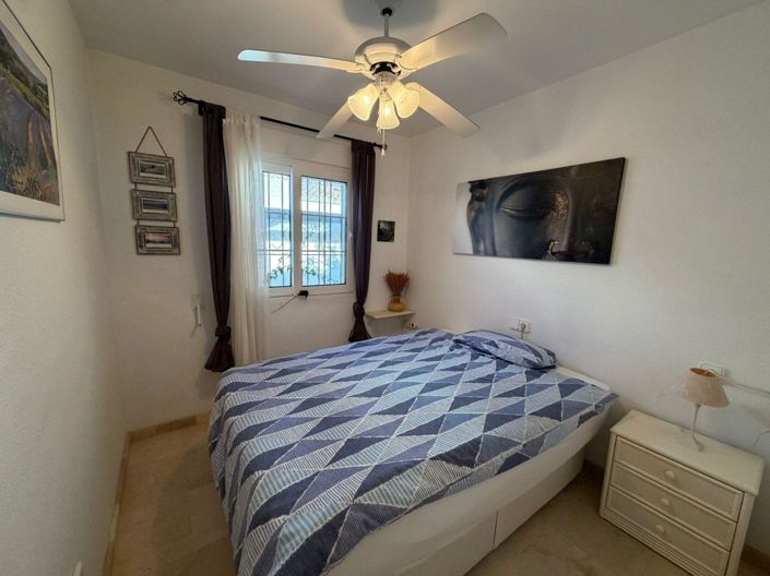 Image No.20-3 Bed Property for sale