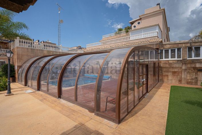 Image No.32-2 Bed Property for sale