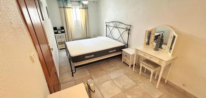 Image No.9-4 Bed Property for sale