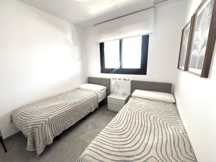 Image No.15-2 Bed Apartment for sale