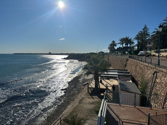 Image No.26-2 Bed Apartment for sale