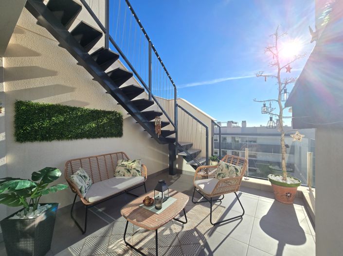 Image No.12-2 Bed Apartment for sale