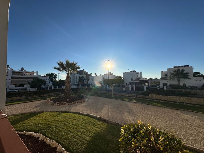 Image No.27-2 Bed Apartment for sale