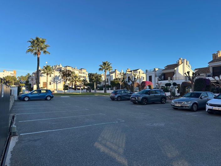 Image No.28-2 Bed Apartment for sale