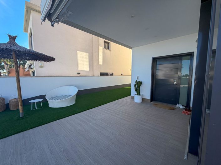 Image No.5-4 Bed Villa for sale