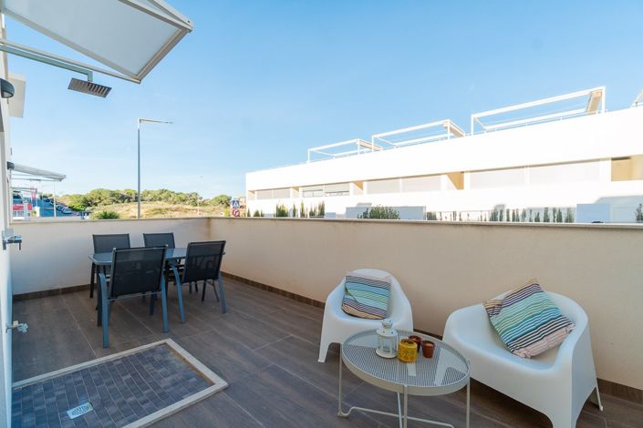 Image No.16-2 Bed Apartment for sale