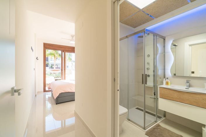 Image No.23-2 Bed Apartment for sale