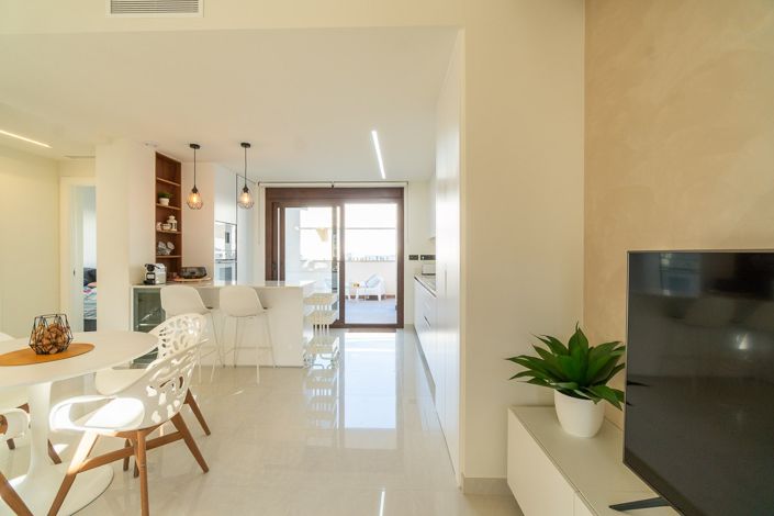 Image No.6-2 Bed Apartment for sale