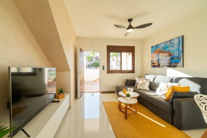 Image No.8-2 Bed Apartment for sale