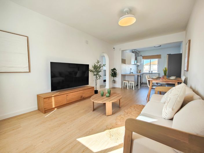 Image No.10-2 Bed Apartment for sale