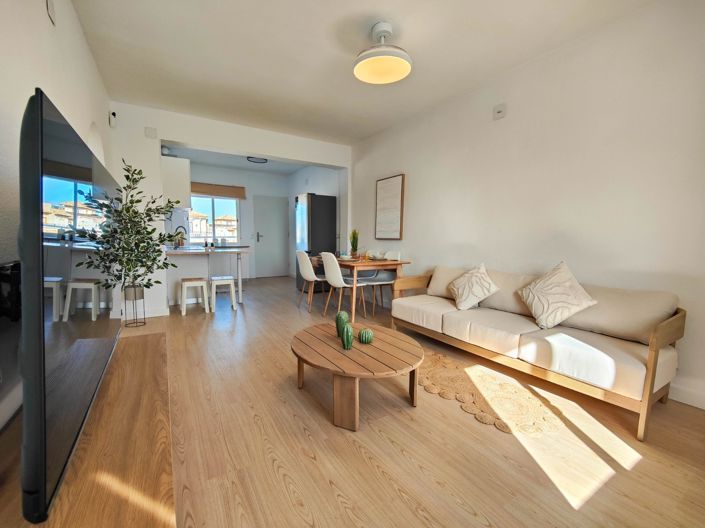 Image No.12-2 Bed Apartment for sale