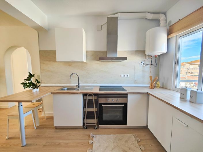 Image No.16-2 Bed Apartment for sale