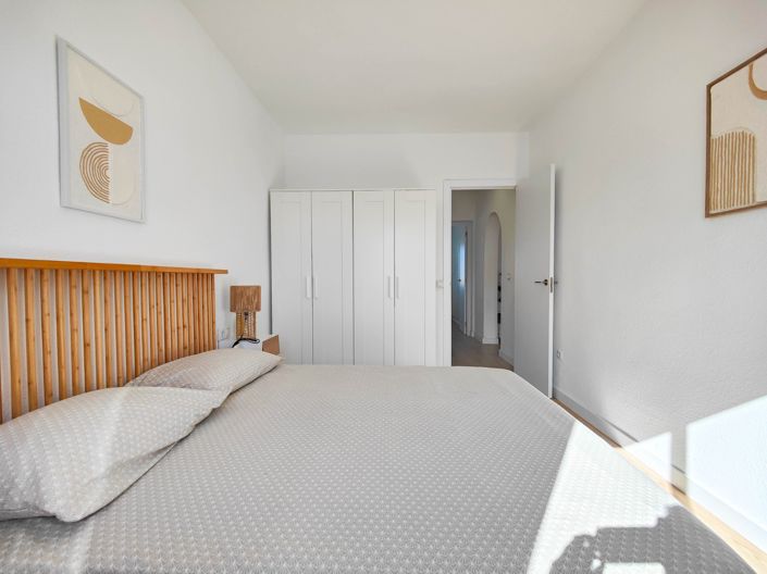 Image No.26-2 Bed Apartment for sale