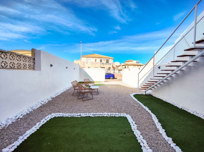 Image No.7-2 Bed Apartment for sale