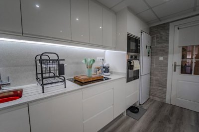 o1j9meu5h11l4l1qkkf3u16q1vih3a