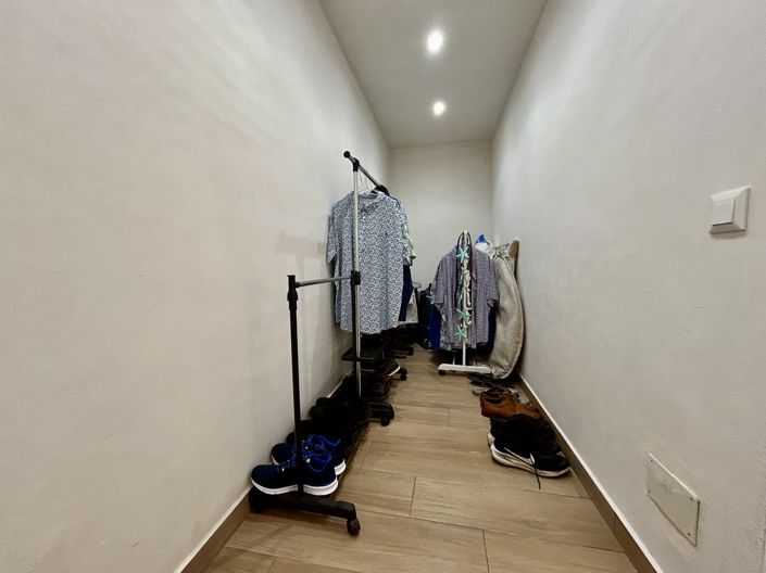 Image No.32-6 Bed Villa for sale