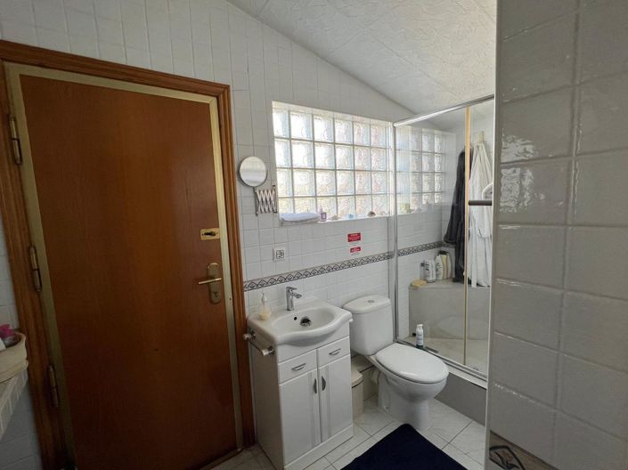 Image No.13-3 Bed Villa for sale